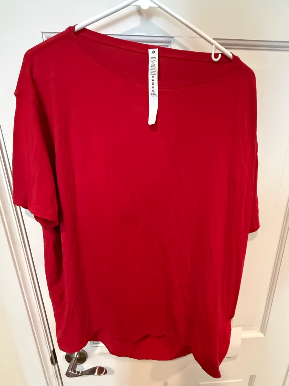 NWT Lululemon Back in Action Red Short Sleeve Relaxed Fit Tee Size 10